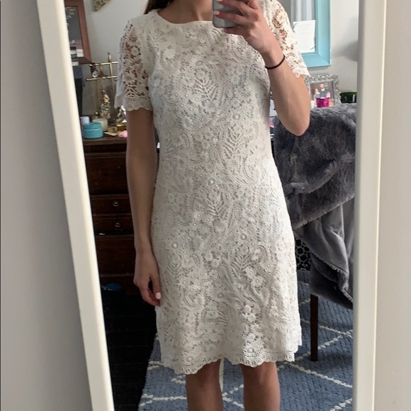 Beautiful Lace Ralph Lauren Dress - Picture 5 of 7